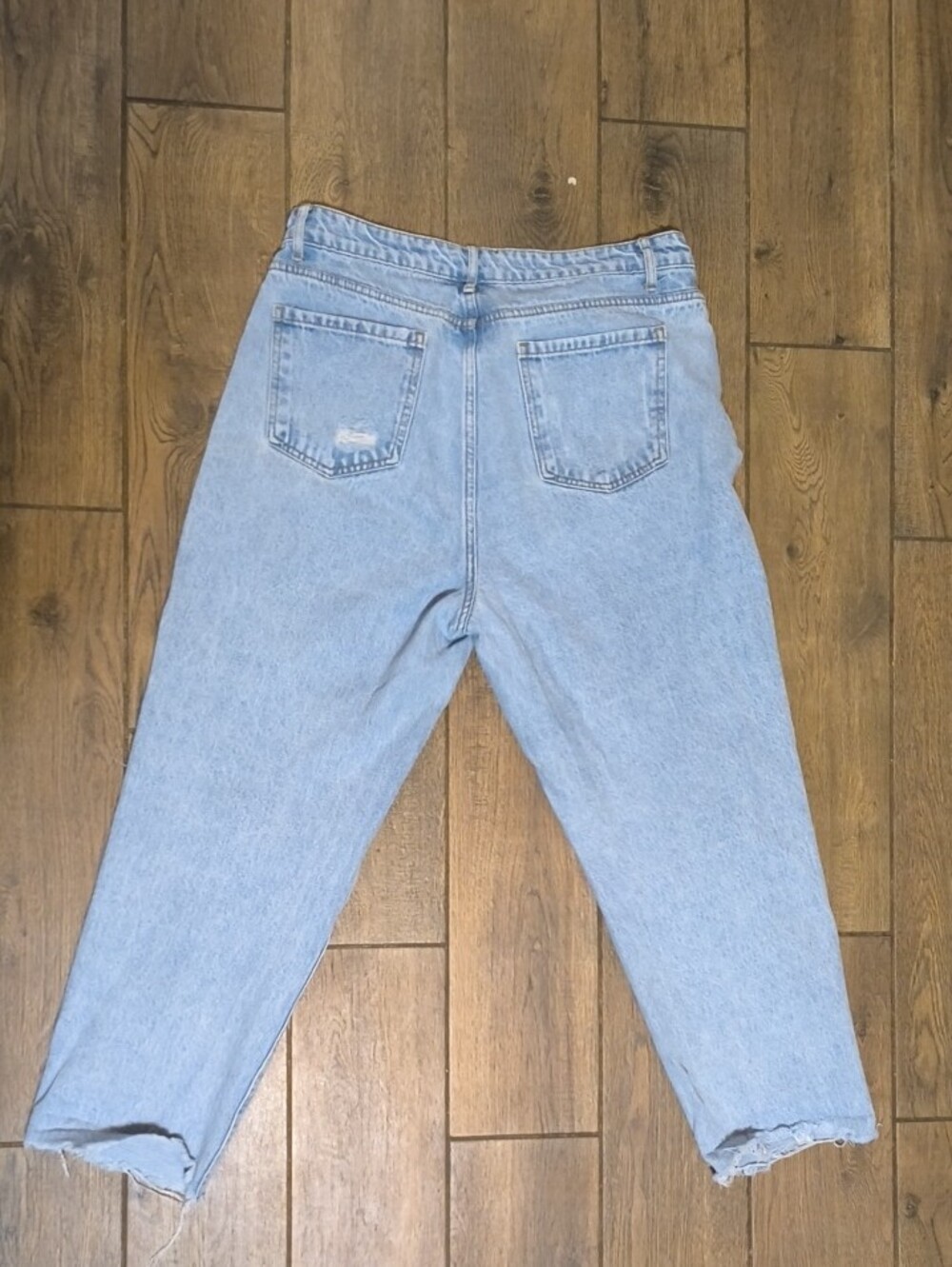 SHEIN Light Wash Distressed Boyfriend Jeans - Picture 2 of 3